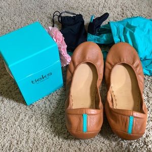 Tieks Brown Leather Flats with Teal Accents